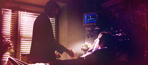 Mulder Scully Secret Handshake
